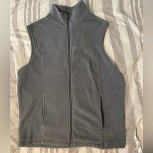 Ladies fleece vest size M
